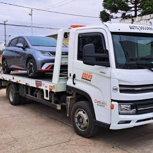 Guincho de veículos novos e antigos